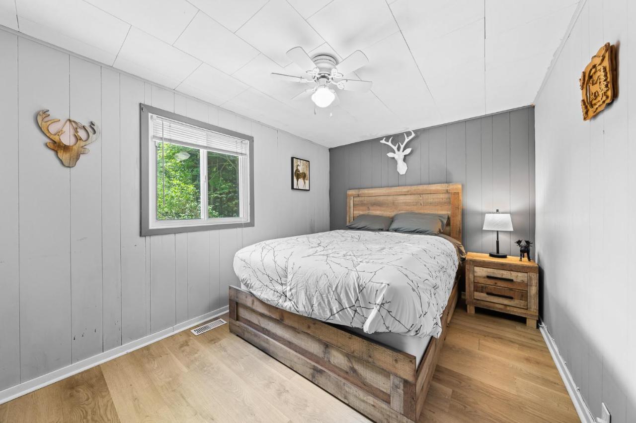 Cottage Binx Bracebridge Exterior photo